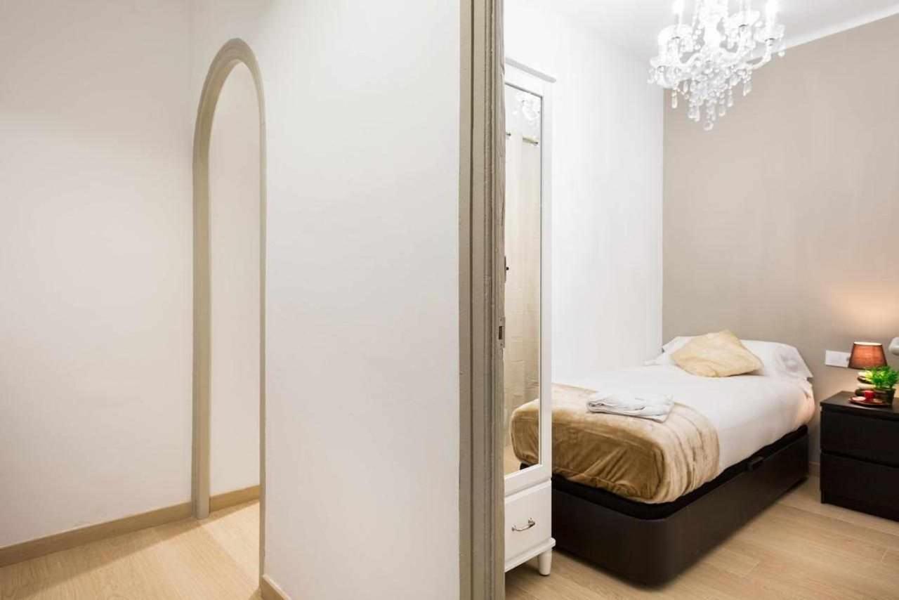 Apartment Eduardo Barcelona Exteriör bild