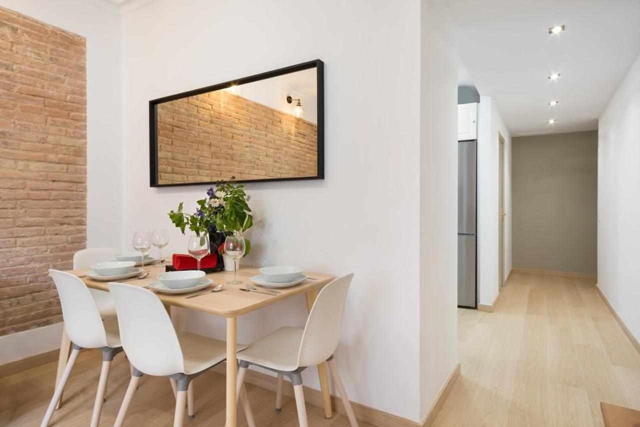 Apartment Eduardo Barcelona Exteriör bild